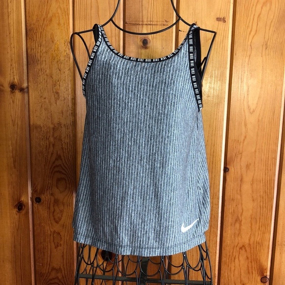 Nike tank top dri fit top size medium gray and black Nike top active wear workou - Picture 1 of 6